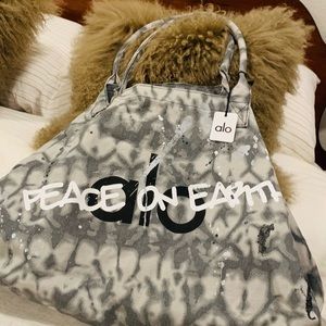 Alo tote brand new. Limited edition
